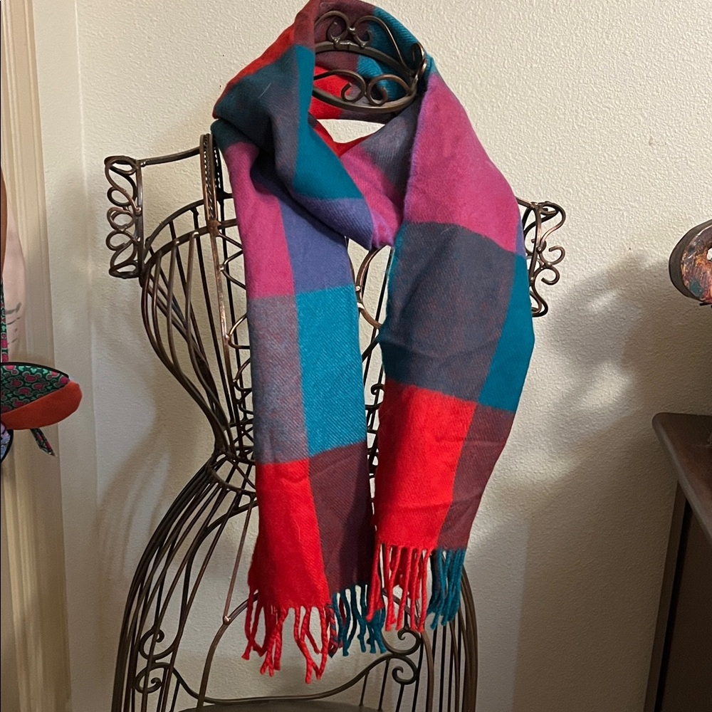Vibrant Multicolor Checkered Scarf 💯 wool European.